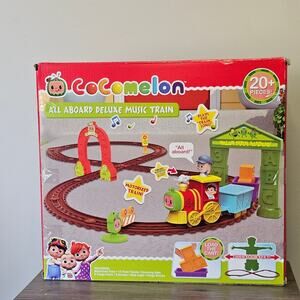 Cocomelon All Aboard Deluxe Music Motorized Train Toy Figures Playset NWT